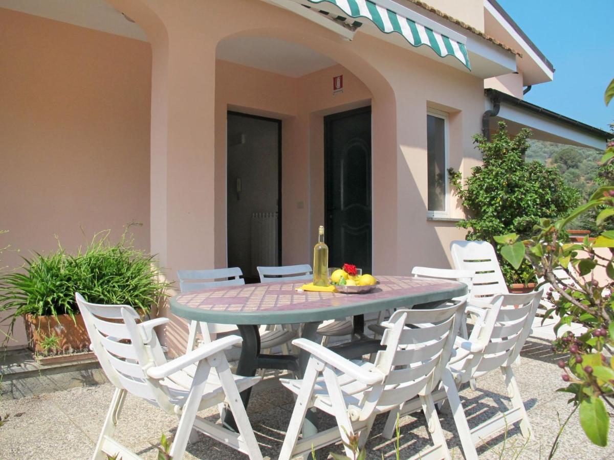 Apartment La Colombera - Dia142 By Interhome Diano Castello Exterior photo